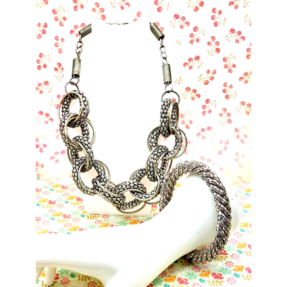 Vintage Fasion Jewelry Y2K Mesh Silver Tone Lg Lupe Chain Necklace and Bracelet
